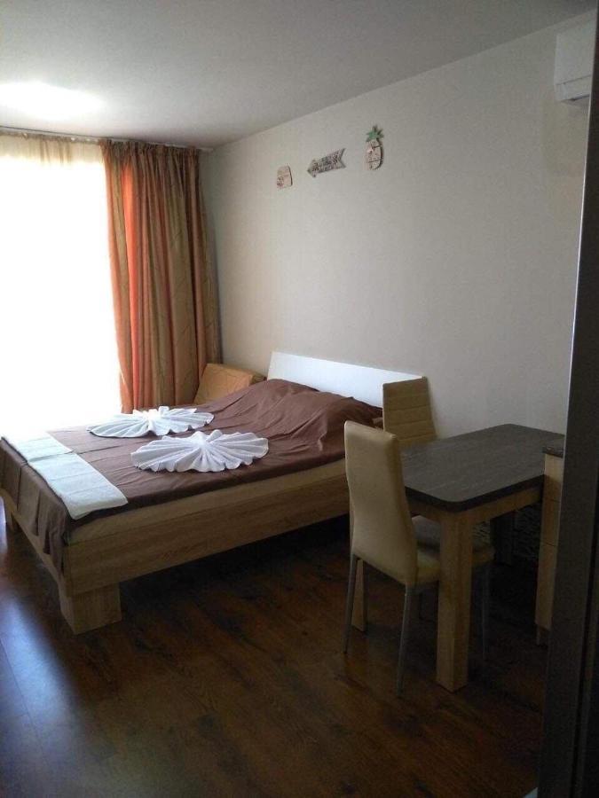 Studio In Diamond Beach Burgas Exterior foto